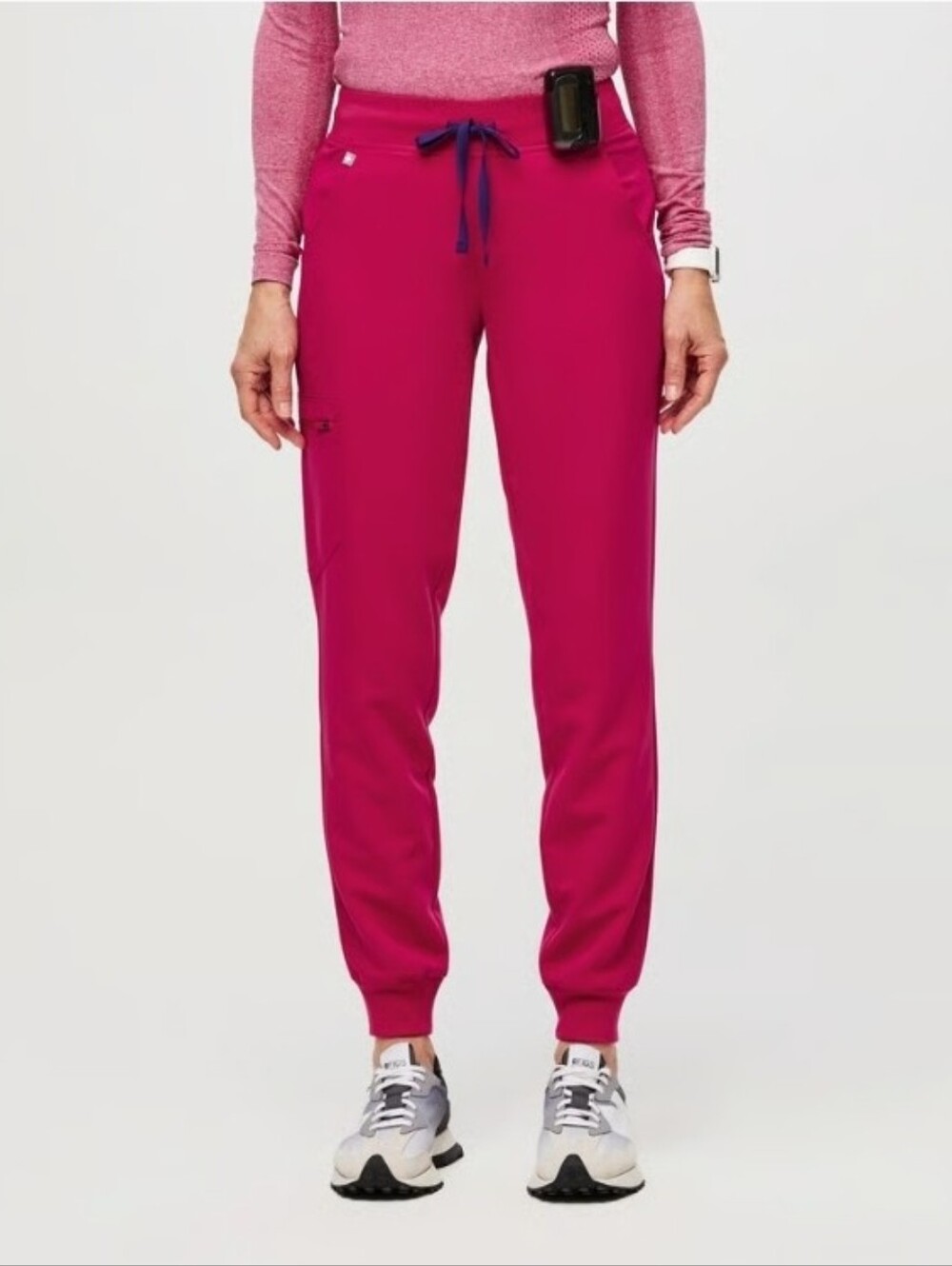 FIGS jogger scrub